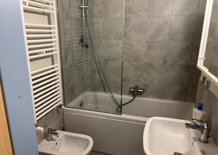 Bronz House * Milano